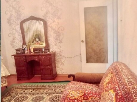 2 otaqlı köhnə tikili - Həzi Aslanov m. - 40 m²
