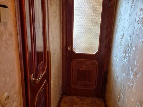 2 otaqlı köhnə tikili - Neftçilər m. - 50 m²