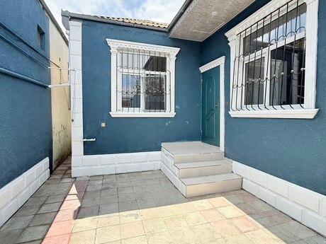 2 otaqlı həyət evi/bağ evi - Xırdalan - 60 m²
