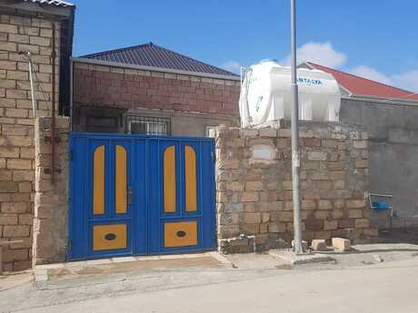 2 otaqlı həyət evi/bağ evi - Lökbatan q. - 47 m²
