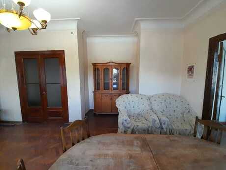 3 otaqlı köhnə tikili - Nəsimi r. - 100 m²