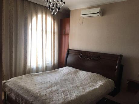 4 otaqlı həyət evi/bağ evi - Köhnə Günəşli q. - 160 m²