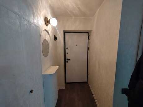 3 otaqlı köhnə tikili - Elmlər Akademiyası m. - 50 m²