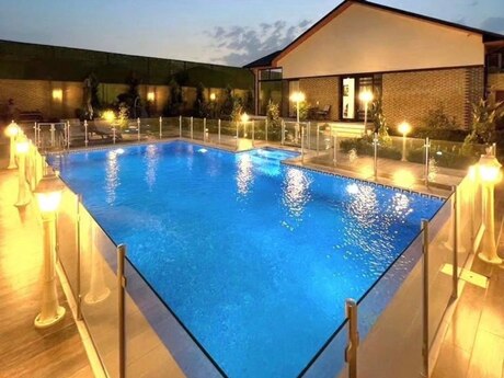 4 otaqlı həyət evi/bağ evi - Mərdəkan q. - 300 m²