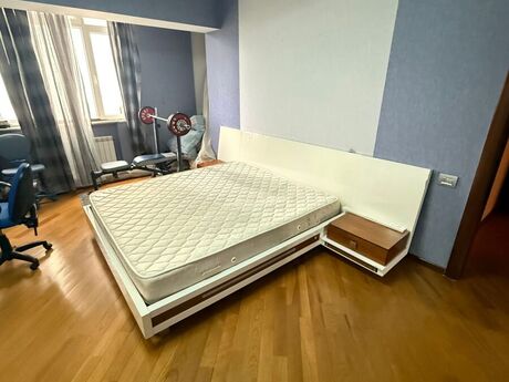 4 otaqlı yeni tikili - Nizami m. - 190 m²