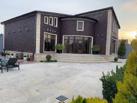 5 otaqlı həyət evi/bağ evi - Mərdəkan q. - 300 m²