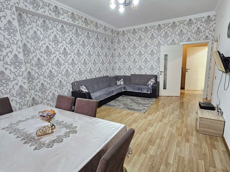 2-комн. новостройка - м. Иншаатчылар - 63 м²