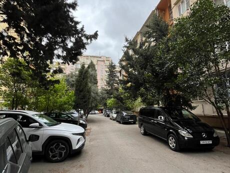 3 otaqlı köhnə tikili - Azadlıq Prospekti m. - 90 m²