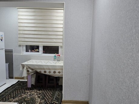 3 otaqlı köhnə tikili - Xırdalan - 100 m²