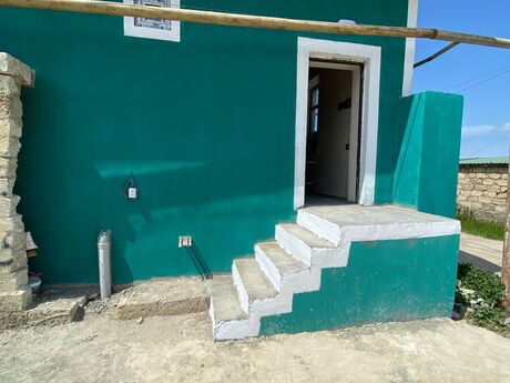 2 otaqlı həyət evi/bağ evi - Binə q. - 37 m²