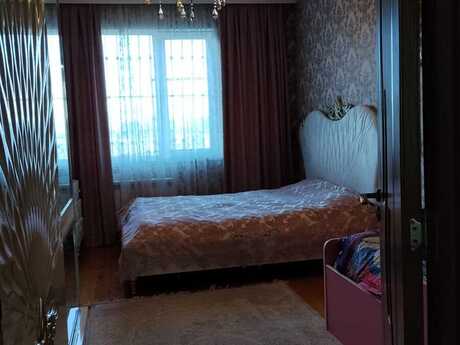 2 otaqlı köhnə tikili - Azadlıq Prospekti m. - 55 m²