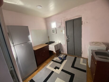 1 otaqlı həyət evi/bağ evi - 20-ci sahə q. - 40 m²