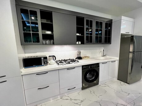 5 otaqlı həyət evi/bağ evi - Qəbələ - 300 m²