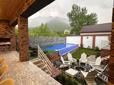 4 otaqlı həyət evi/bağ evi - Qəbələ - 250 m²