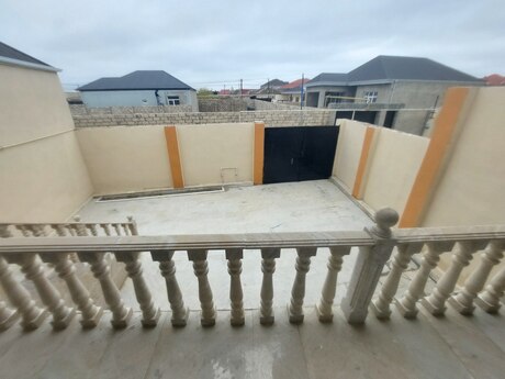 4 otaqlı həyət evi/bağ evi - Hövsan q. - 120 m²