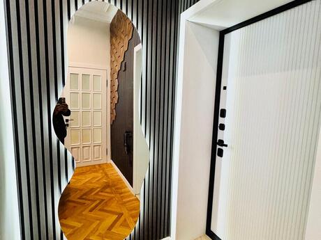 5 otaqlı köhnə tikili - Bayıl q. - 140 m²