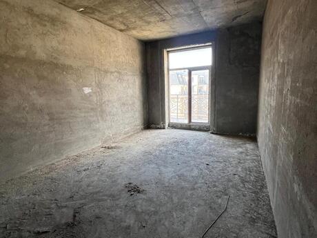 5 otaqlı mənzil, 230 m², Ağ şəhər: 1 035 000 ₼ 5