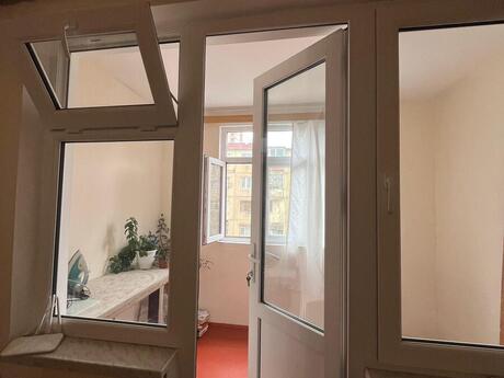 2 otaqlı köhnə tikili - Nizami r. - 90 m²