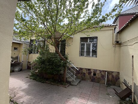 3 otaqlı həyət evi/bağ evi - Həzi Aslanov q. - 68 m²