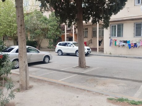 2 otaqlı köhnə tikili - 7-ci mikrorayon q. - 65 m²