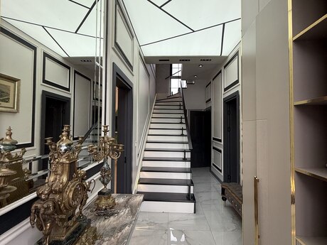 4 otaqlı həyət evi/bağ evi - Badamdar q. - 200 m²