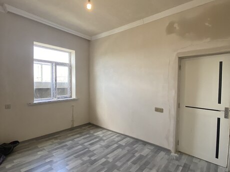 2 otaqlı həyət evi/bağ evi - Binə q. - 65 m²