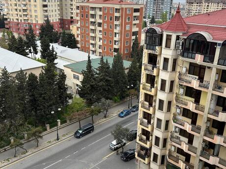 2 otaqlı yeni tikili - Memar Əcəmi m. - 85 m²