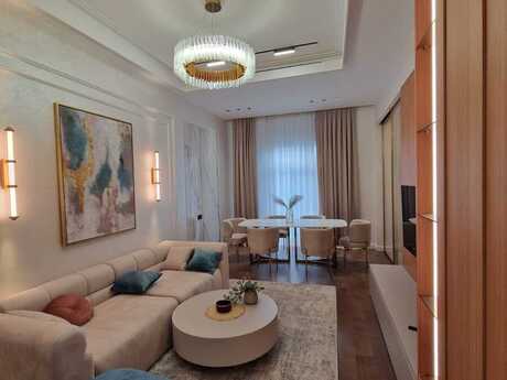 3-комнатная квартира, 110 м², Ağ şəhər: 750 000 ₼ 3