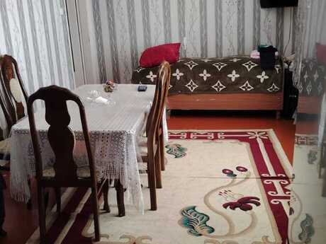 1 otaqlı köhnə tikili - Sumqayıt - 32 m²