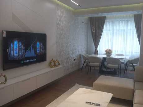 4 otaqlı yeni tikili - Nərimanov r. - 142 m²
