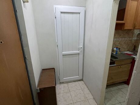 2 otaqlı köhnə tikili - 7-ci mikrorayon q. - 49 m²