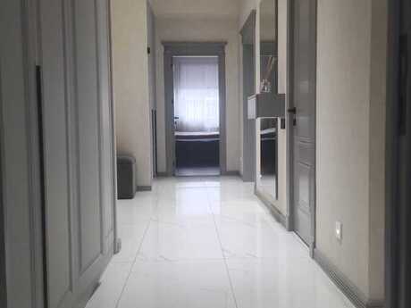 4 otaqlı yeni tikili - 28 May m. - 120 m²