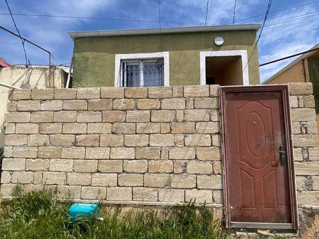 1 otaqlı həyət evi/bağ evi - Binəqədi q. - 45 m²