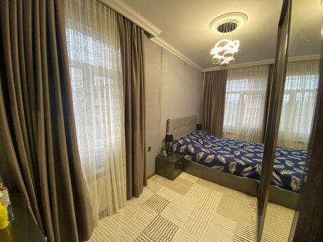 3 otaqlı köhnə tikili - Memar Əcəmi m. - 50 m²