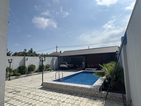4 otaqlı həyət evi/bağ evi - Mərdəkan q. - 135 m²