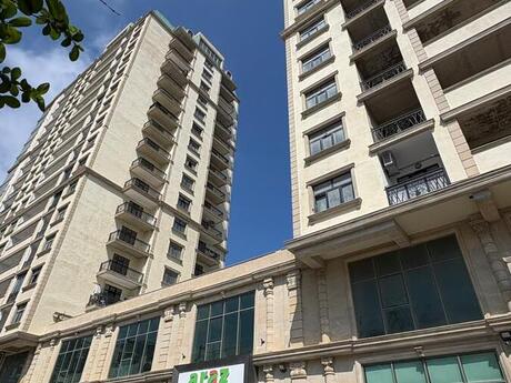 4 otaqlı yeni tikili - Bayıl q. - 178 m²