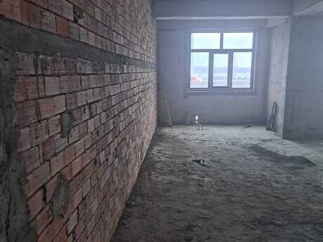 4 otaqlı yeni tikili - Bayıl q. - 178 m²