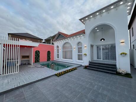 4 otaqlı həyət evi/bağ evi - Buzovna q. - 140 m²