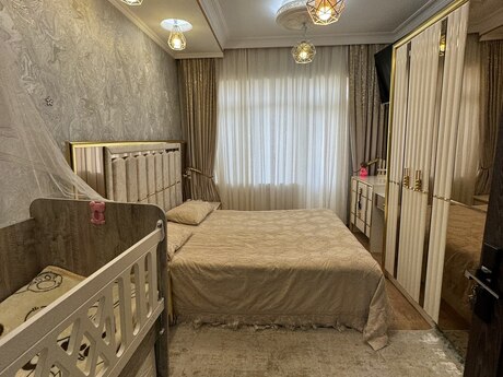 2 otaqlı köhnə tikili - Bakıxanov q. - 60 m²