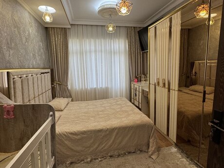 2 otaqlı köhnə tikili - Bakıxanov q. - 60 m²