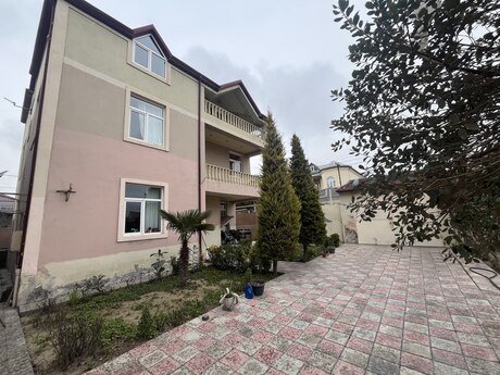 8 otaqlı həyət evi/bağ evi - Xocəsən m. - 300 m²