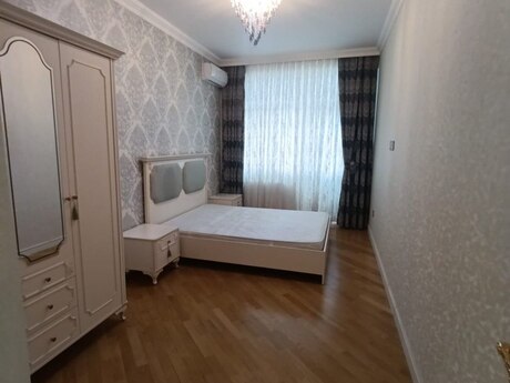2 otaqlı mənzil, 65 m², 8-ci mikrorayon: 237 000 ₼ 2