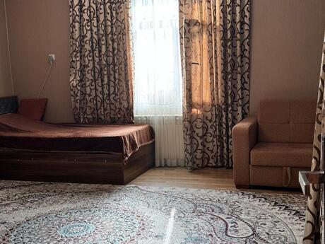 4 otaqlı həyət evi/bağ evi - Biləcəri q. - 120 m²