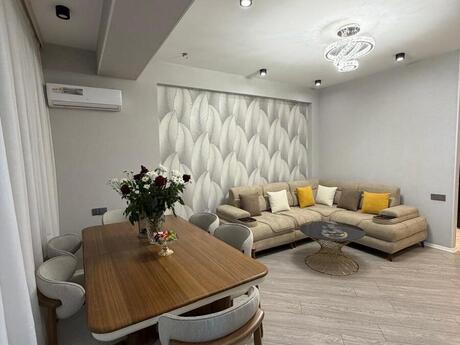 2 otaqlı yeni tikili - Bakıxanov q. - 52 m²