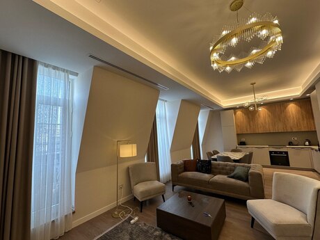 3 otaqlı yeni tikili - Ağ şəhər q. - 110 m²