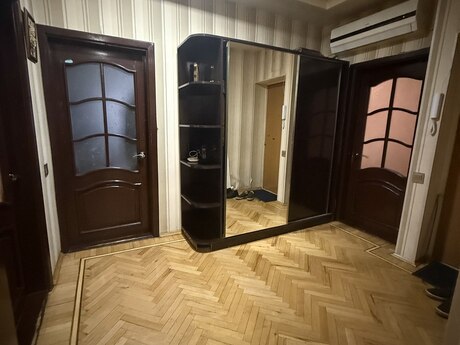 4 otaqlı köhnə tikili - Memar Əcəmi m. - 100 m²