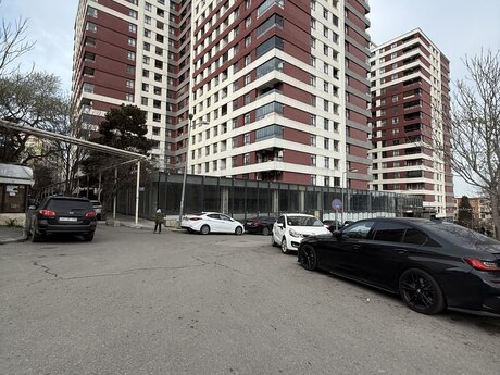 Объявление №6104359 - Баку, м. Мемар Аджеми, 4-комн., 120 м², 2/17 этаж