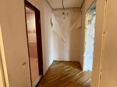 3 otaqlı köhnə tikili - Yasamal r. - 80 m²
