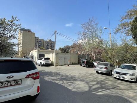 3 otaqlı köhnə tikili - Yasamal r. - 80 m²