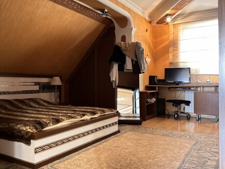 7 otaqlı yeni tikili - Nizami m. - 360 m²